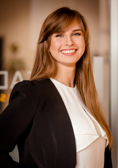 Sales Counsultant | Michelle Ziaja